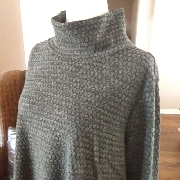 New York Laundry Ladies Tunic Sweater - Picture 3 of 7